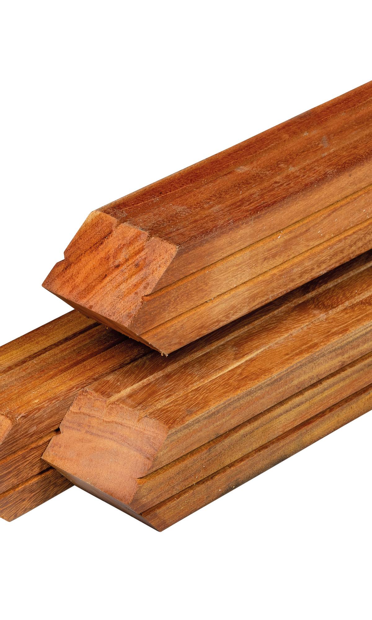 Angelim vermelho hardhout paal 8,5 x 8,5 x 275 cm geschaafd, gepunt, 4 zijden 2 V-groeven, 4 ronde hoeken